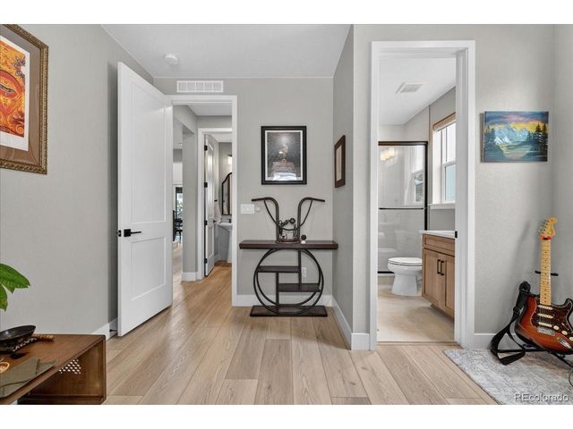 6653 Bridle Creek Pt, Castle Pines, CO 80108
