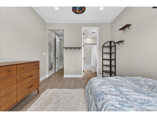 6653 Bridle Creek Pt, Castle Pines, CO 80108