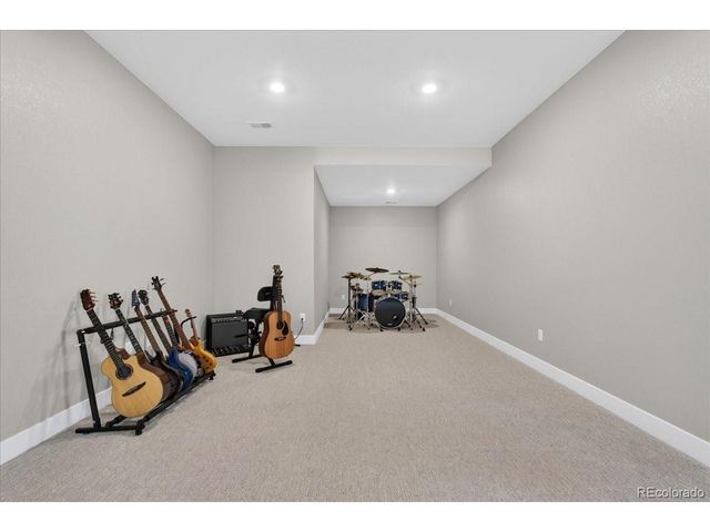 6653 Bridle Creek Pt, Castle Pines, CO 80108