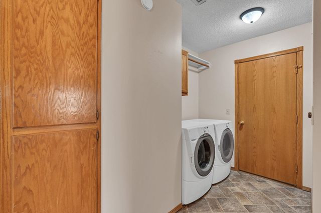 903 E Stetson Cir, Maize, KS 67101