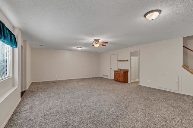 903 E Stetson Cir, Maize, KS 67101