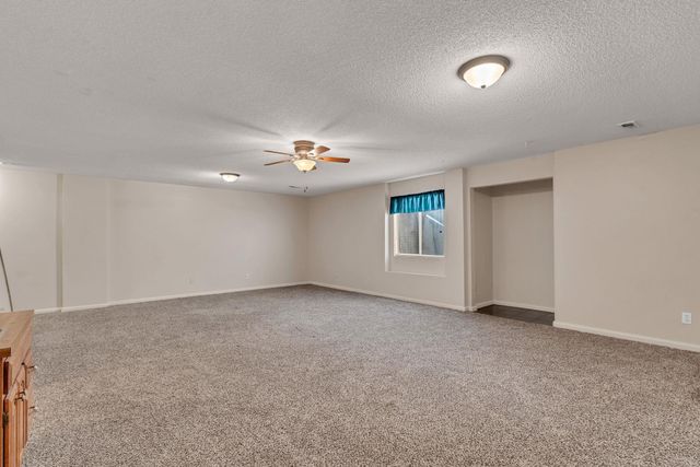 903 E Stetson Cir, Maize, KS 67101