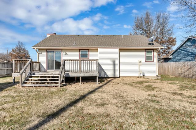 903 E Stetson Cir, Maize, KS 67101
