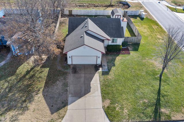 903 E Stetson Cir, Maize, KS 67101