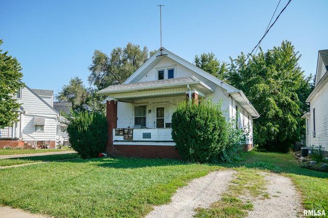 802 W HANSSLER Street, Peoria, IL 61604