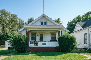802 W HANSSLER Street, Peoria, IL 61604
