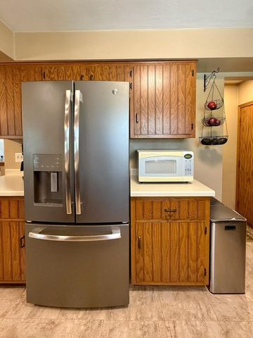 4720 W SUNFLOWER ROAD, Grand Chute, WI 54914