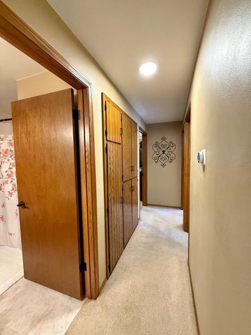 4720 W SUNFLOWER ROAD, Grand Chute, WI 54914
