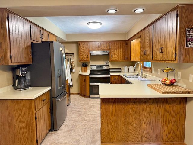 4720 W SUNFLOWER ROAD, Grand Chute, WI 54914