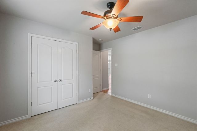 6815 Fox Hill Dr, Corpus Christi, TX 78413