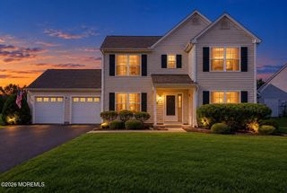 24 Crater Lake Road, Howell, NJ 07731