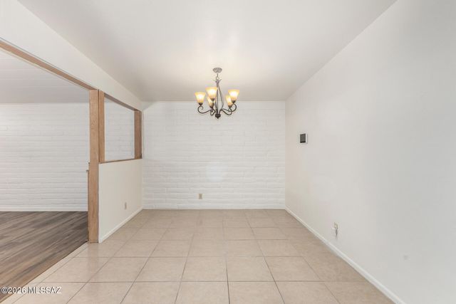 6902 E Kingston Drive, Tucson, AZ 85710