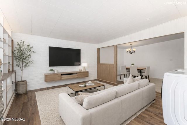 6902 E Kingston Drive, Tucson, AZ 85710