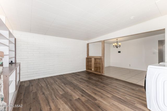 6902 E Kingston Drive, Tucson, AZ 85710