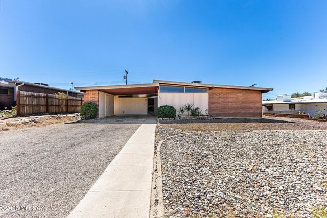 6902 E Kingston Drive, Tucson, AZ 85710