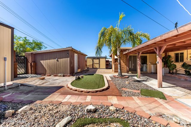 6902 E Kingston Drive, Tucson, AZ 85710