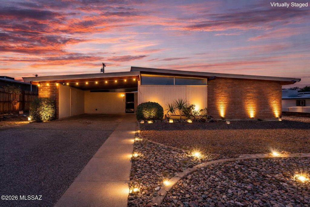 6902 E Kingston Drive, Tucson, AZ 85710