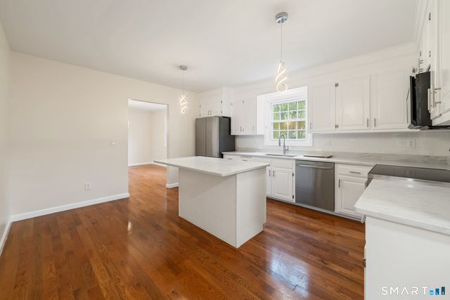 6 El Toro Drive, Bristol, CT 06010