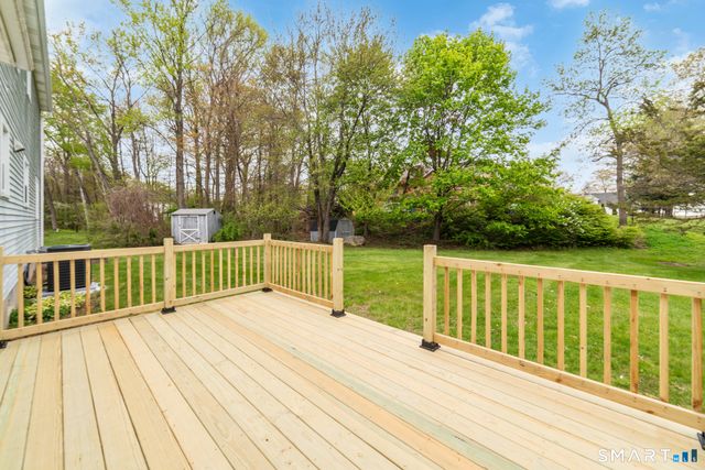 6 El Toro Drive, Bristol, CT 06010