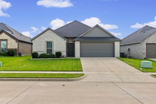 8915 Cheyenne Drive, Greenville, TX 75402