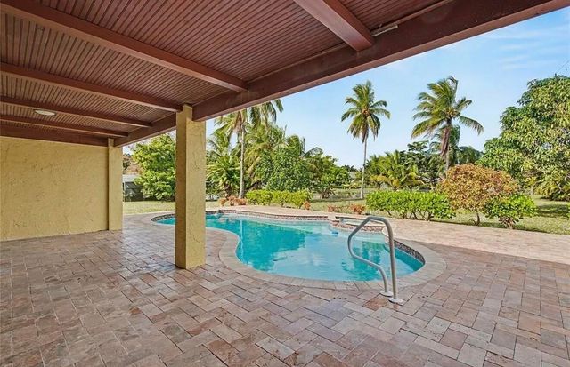 8619 SW 51st Street, Cooper City, FL 33328