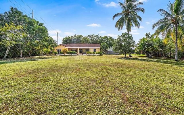 8619 SW 51st Street, Cooper City, FL 33328