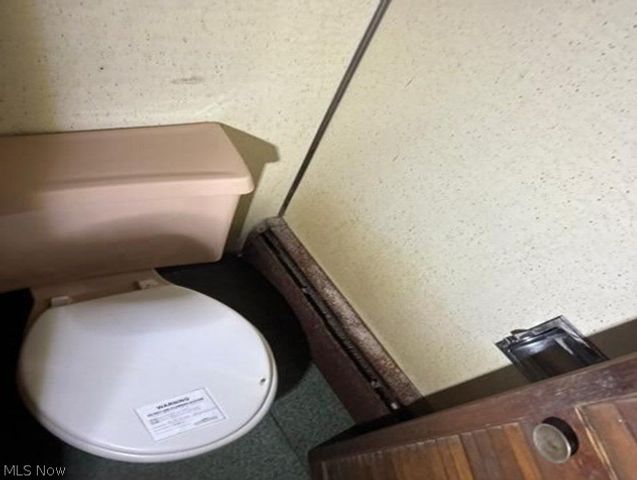 453 S Front Avenue, Middleport, OH 45760