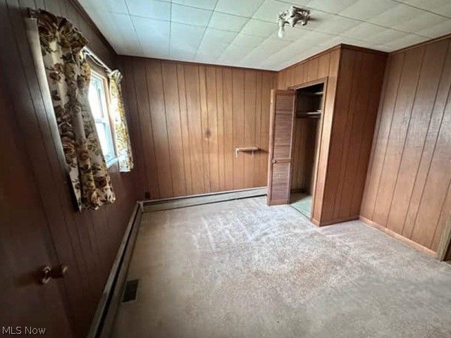 453 S Front Avenue, Middleport, OH 45760