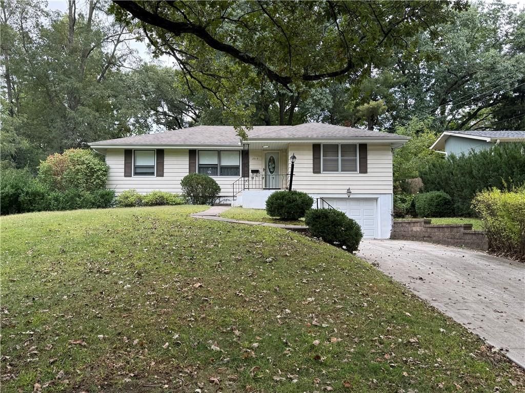 2519 Forest Avenue, St Joseph, MO 64506