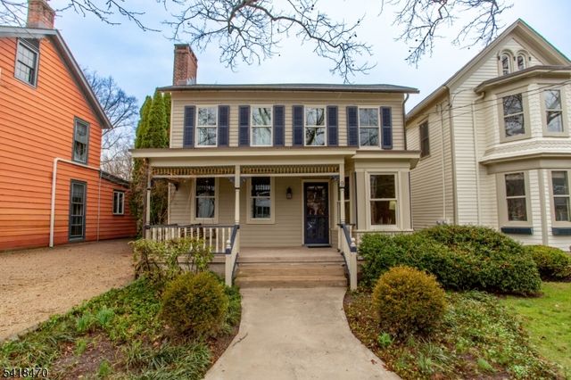 9 Bridge St, Stockton Boro, NJ 08559