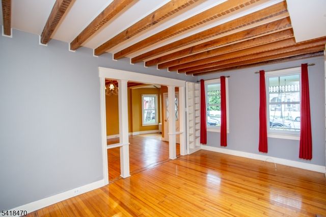 9 Bridge St, Stockton Boro, NJ 08559