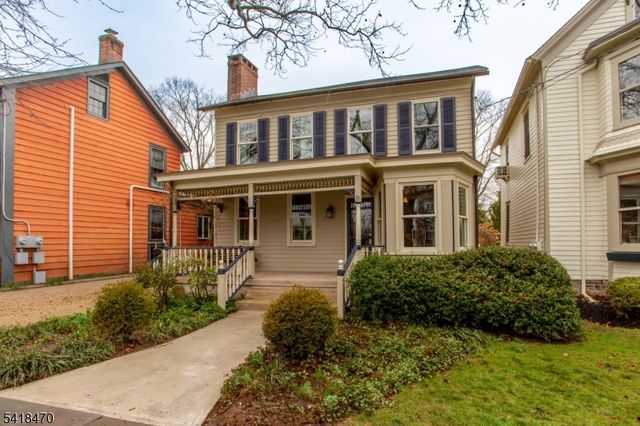 9 Bridge St, Stockton Boro, NJ 08559