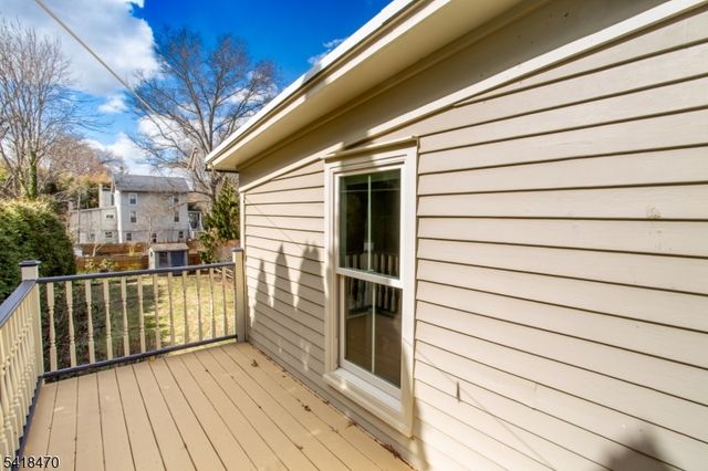 9 Bridge St, Stockton Boro, NJ 08559