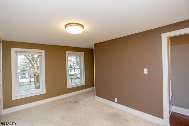 9 Bridge St, Stockton Boro, NJ 08559