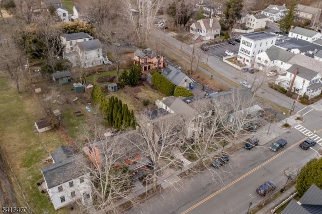 9 Bridge St, Stockton Boro, NJ 08559