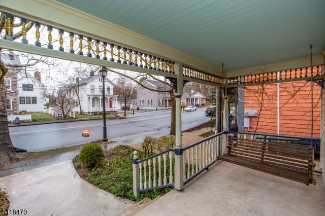 9 Bridge St, Stockton Boro, NJ 08559