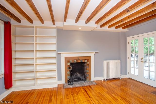 9 Bridge St, Stockton Boro, NJ 08559