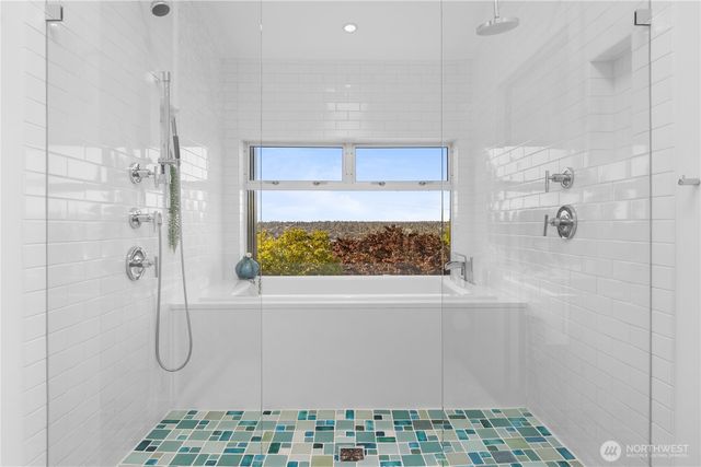 3451 10th Avenue W, Seattle, WA 98119