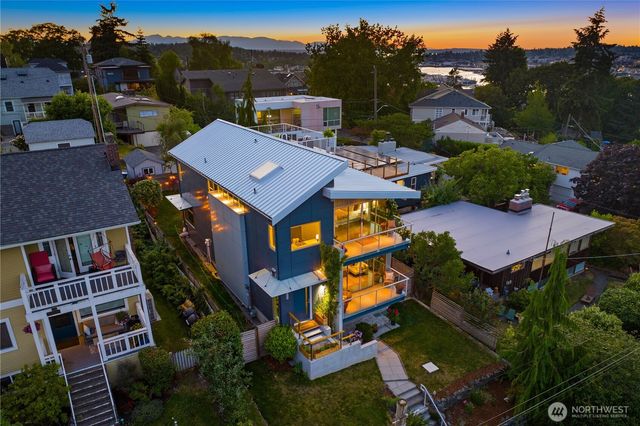 3451 10th Avenue W, Seattle, WA 98119