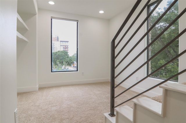1110 Autrey Street C, Houston, TX 77006