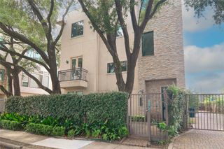 1110 Autrey Street C, Houston, TX 77006