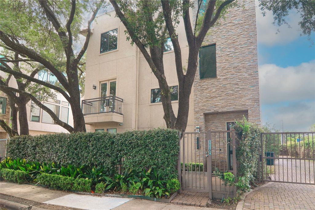1110 Autrey Street C, Houston, TX 77006