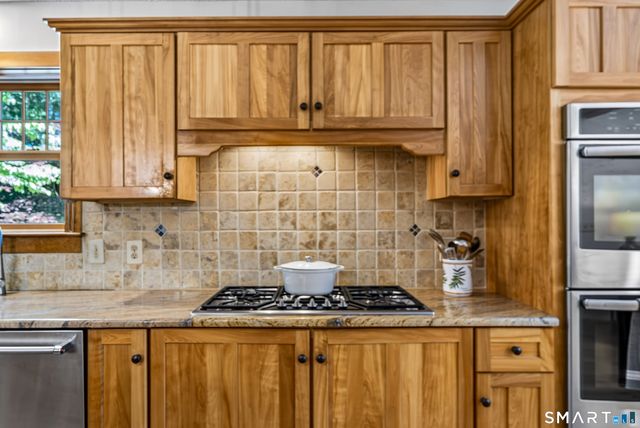 30 Lisa Lane, Willington, CT 06279