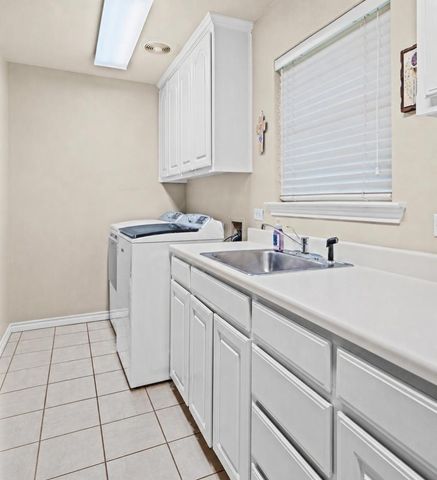 1718 Wanda Way, Arlington, TX 76001