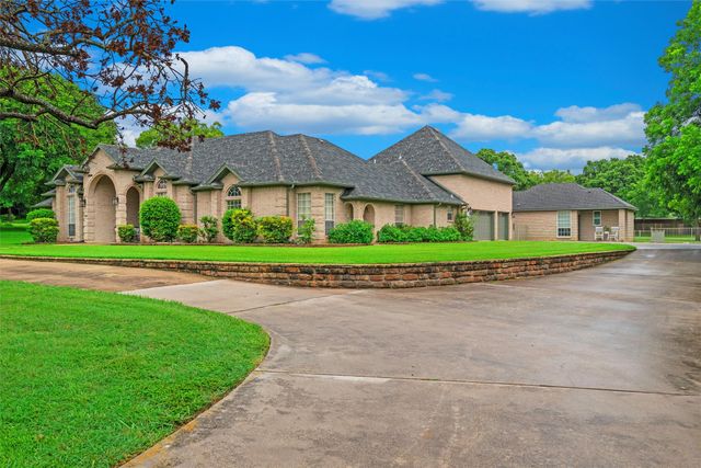 1718 Wanda Way, Arlington, TX 76001