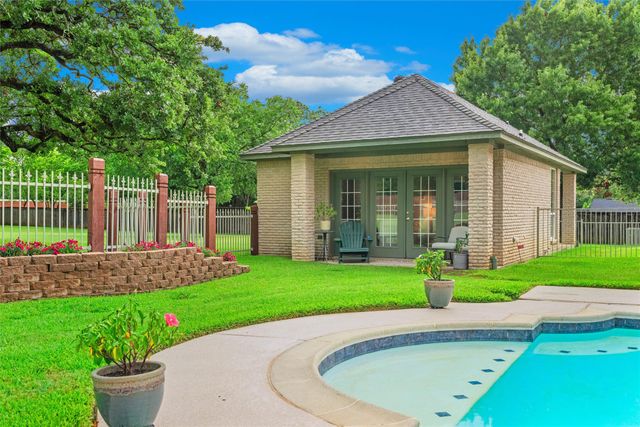 1718 Wanda Way, Arlington, TX 76001