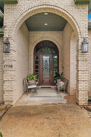 1718 Wanda Way, Arlington, TX 76001