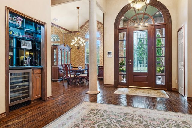 1718 Wanda Way, Arlington, TX 76001