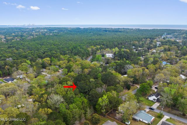 3124 Sea Bass Road, Gautier, MS 39553