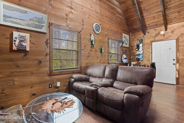 3124 Sea Bass Road, Gautier, MS 39553